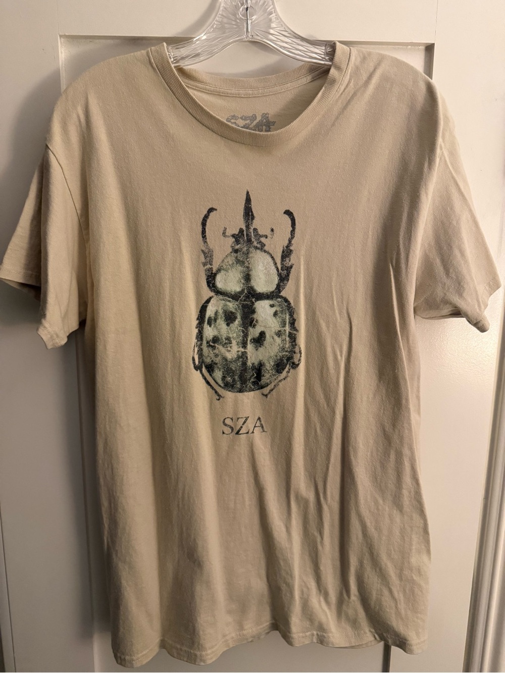 SZA Short Sleeve Beetle Graphic Tee - Beige